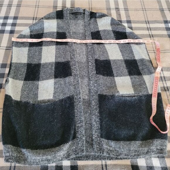 Banana Republic Vest jacket( LOOSE ) - Picture 9 of 9